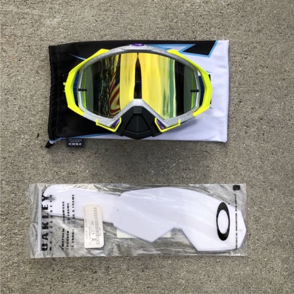Oakley Mayhem MX Goggles Mens - Picture 2 of 3